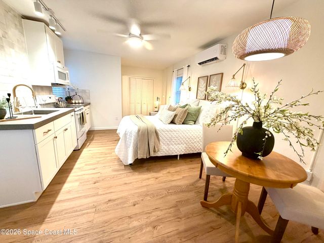 804 Oak Street, Melbourne Beach, FL 32951