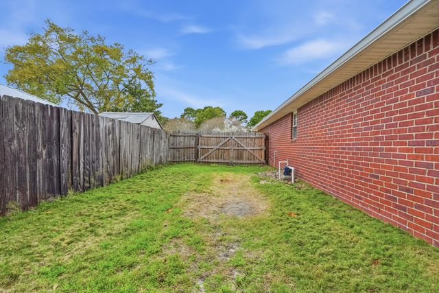 4437 Southminster Circle, Niceville, FL 32578