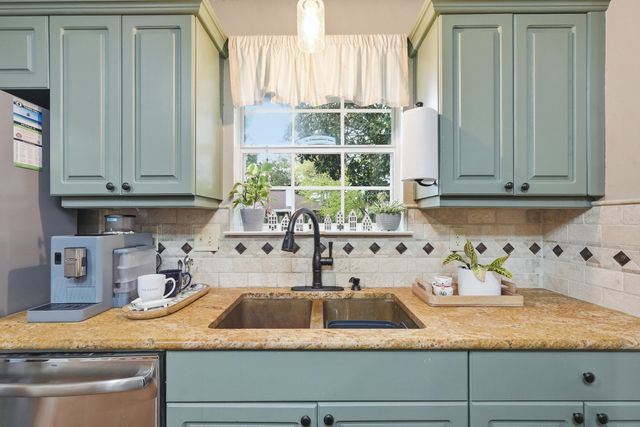 4437 Southminster Circle, Niceville, FL 32578