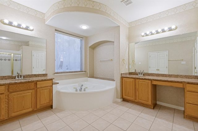 2244 Fernspring DR, Round Rock, TX 78665