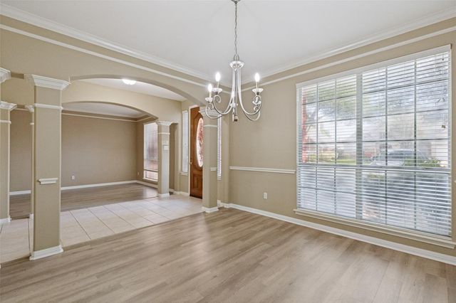 2244 Fernspring DR, Round Rock, TX 78665