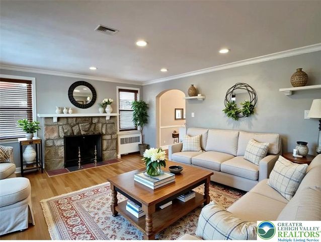 2321 Montgomery Street, Bethlehem City, PA 18017