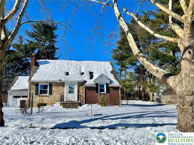 2321 Montgomery Street, Bethlehem City, PA 18017