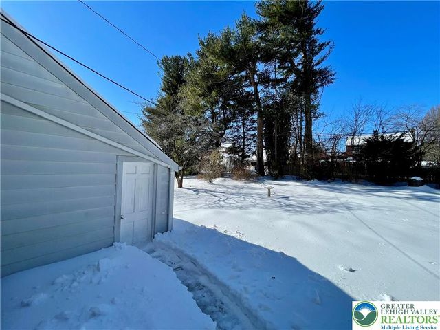 2321 Montgomery Street, Bethlehem City, PA 18017