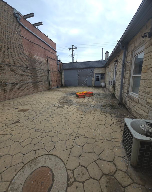 5247 W Fullerton Avenue, Chicago, IL 60639 — photo 5