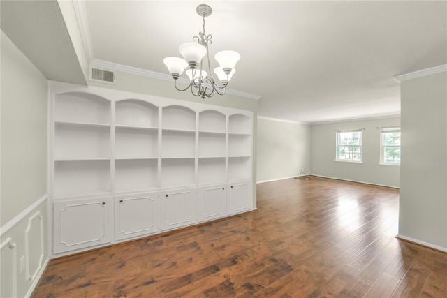351 N Post Oak Lane 706, Houston, TX 77024