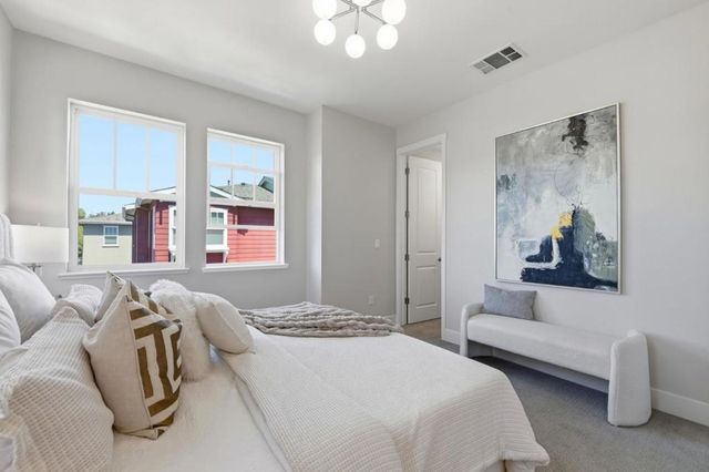 1911 Stella Street, Mountain View, CA 94043