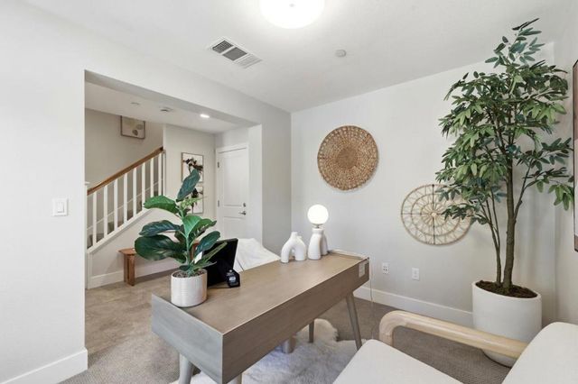 1911 Stella Street, Mountain View, CA 94043