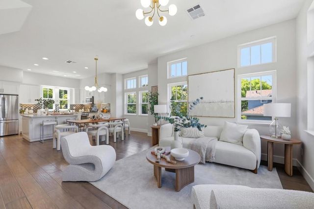 1911 Stella Street, Mountain View, CA 94043