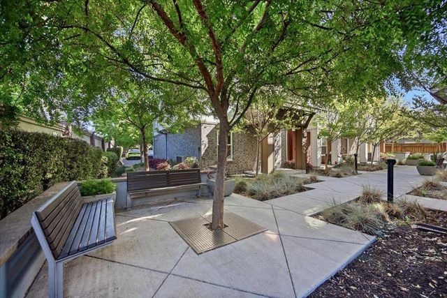 1911 Stella Street, Mountain View, CA 94043