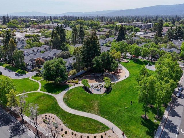 1911 Stella Street, Mountain View, CA 94043