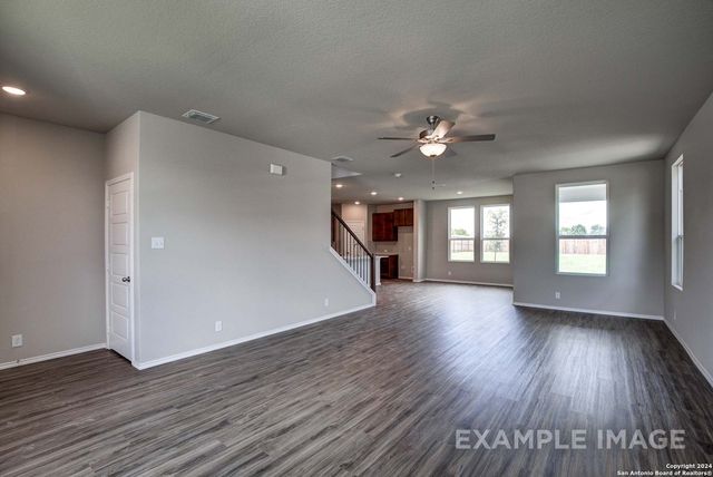 16415 Basil Cove, Elmendorf, TX 78112