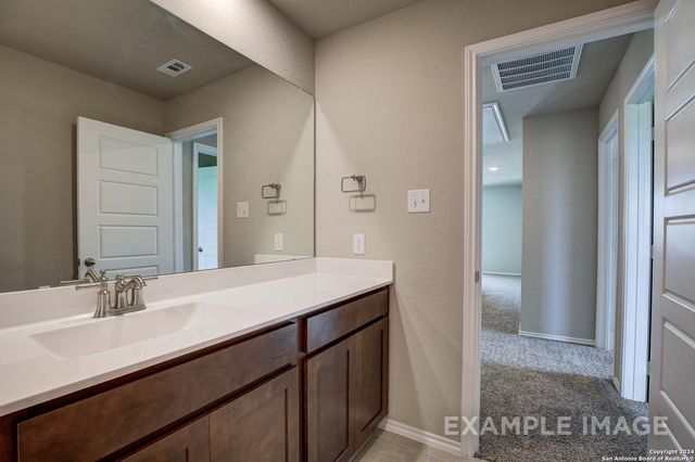 16415 Basil Cove, Elmendorf, TX 78112