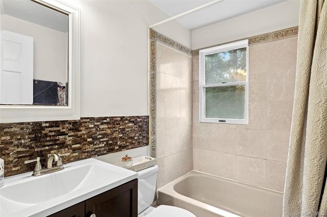 12 Lakeview Drive, Middle Island, NY 11953