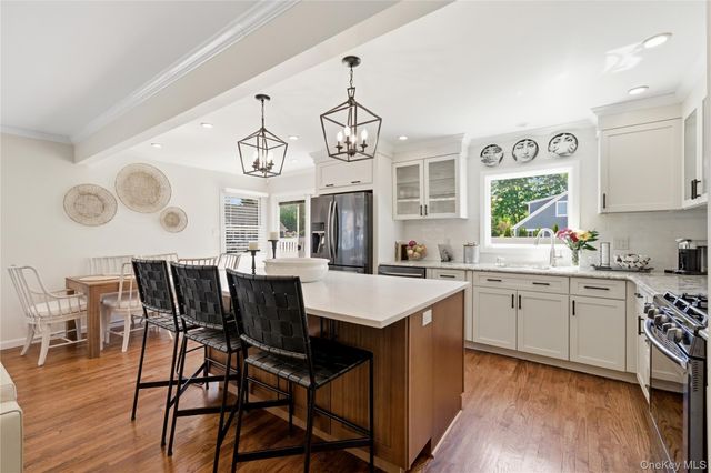 149 Raleigh Lane, West Islip, NY 11795