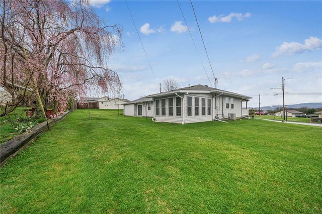 39 Forbes Drive, Latrobe, PA 15650