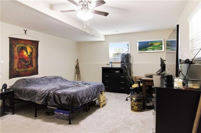 15588 Crestwood Drive, Basehor, KS 66007