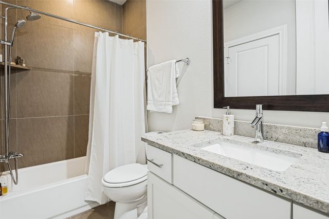 2817 Shelby Avenue, Dallas, TX 75219