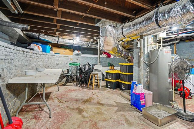 2106 High Street, South Bend, IN 46613