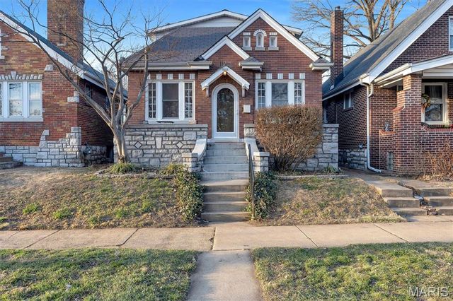 6021 Leona Street, St Louis, MO 63116