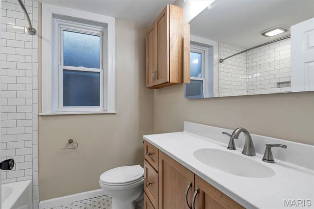 6021 Leona Street, St Louis, MO 63116