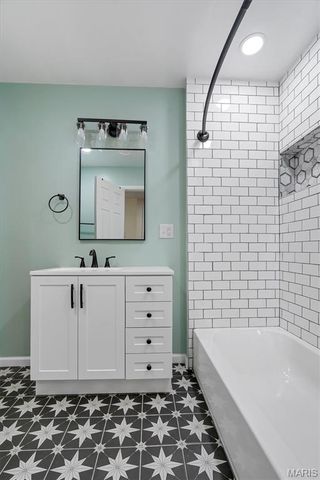 6021 Leona Street, St Louis, MO 63116