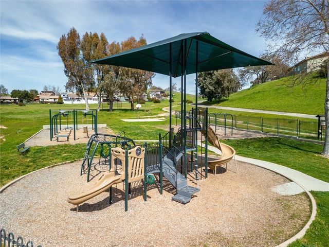 2121 Wood Duck, Paso Robles, CA 93446