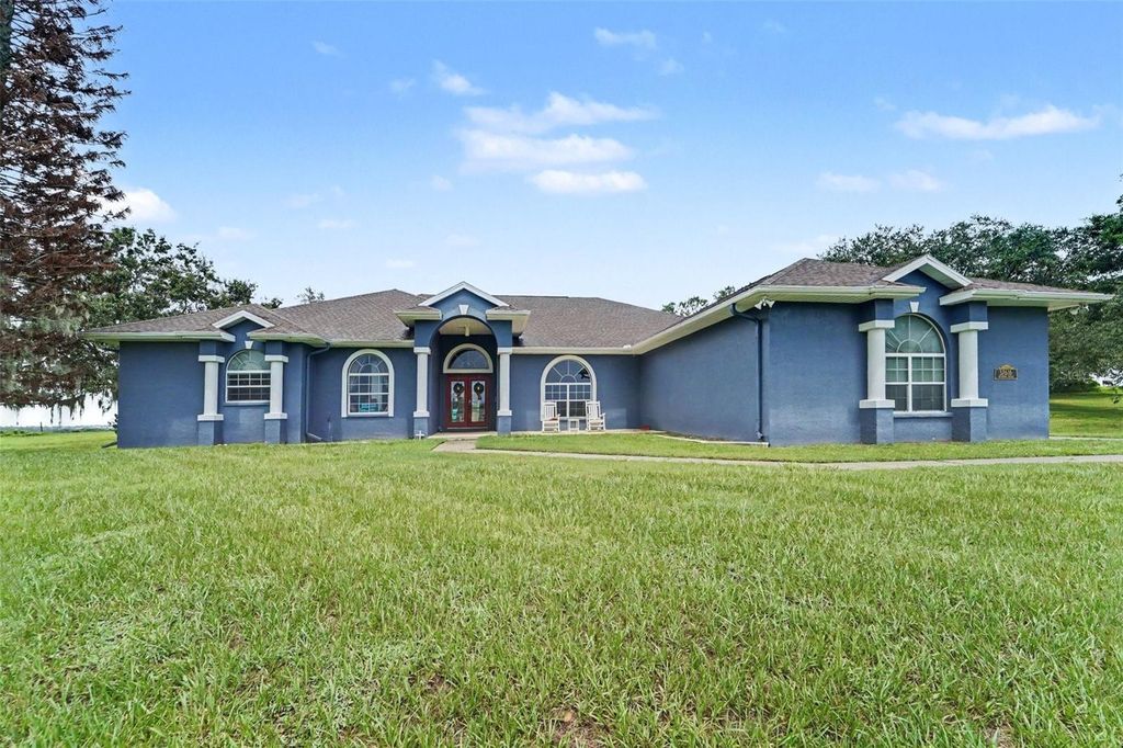Image 2 of property listing at 37616 SKY RIDGE CIRCLE, Dade City, FL 33525
