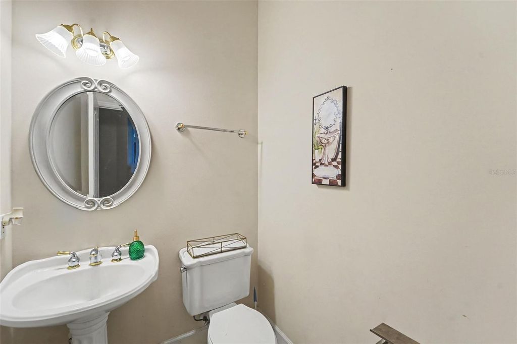 Image 15 of property listing at 37616 SKY RIDGE CIRCLE, Dade City, FL 33525