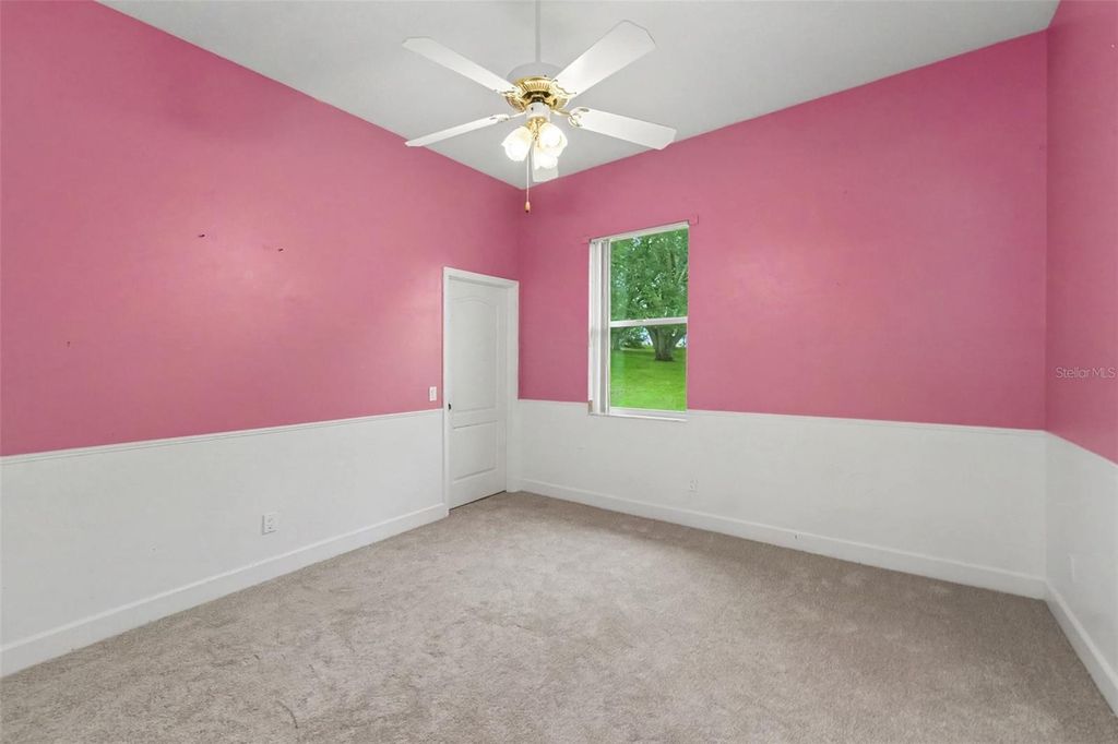 Image 20 of property listing at 37616 SKY RIDGE CIRCLE, Dade City, FL 33525