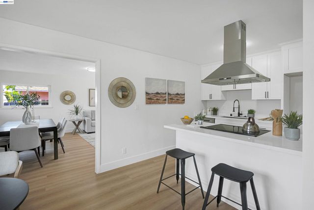 2610 Hawthorne Ave, Hayward, CA 94545