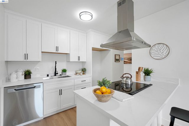 2610 Hawthorne Ave, Hayward, CA 94545