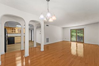 7 Shadowbrook Ln 34, Milford, MA 01757