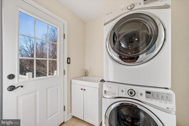 2312 PATRICIA DR, Broomall, PA 19008