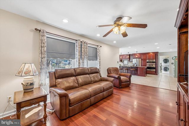 2312 PATRICIA DR, Broomall, PA 19008