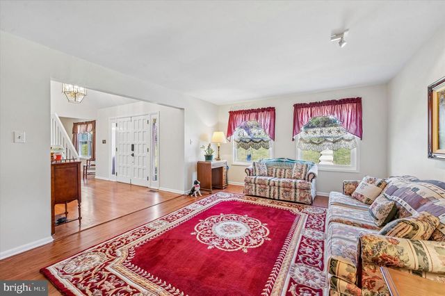 2312 PATRICIA DR, Broomall, PA 19008