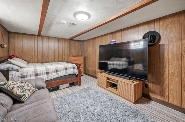620 Thomas Road, Lisbon, OH 44432