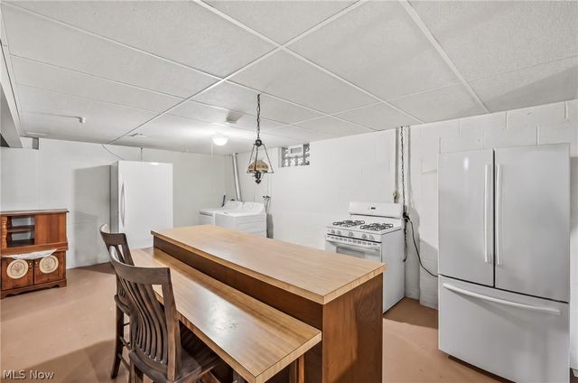 620 Thomas Road, Lisbon, OH 44432
