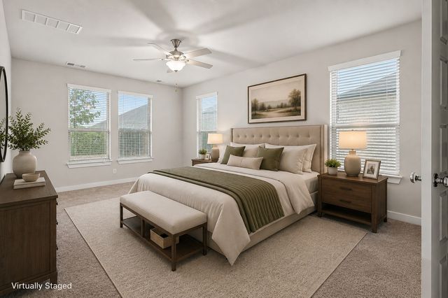 652 Congressional Avenue, Red Oak, TX 75154