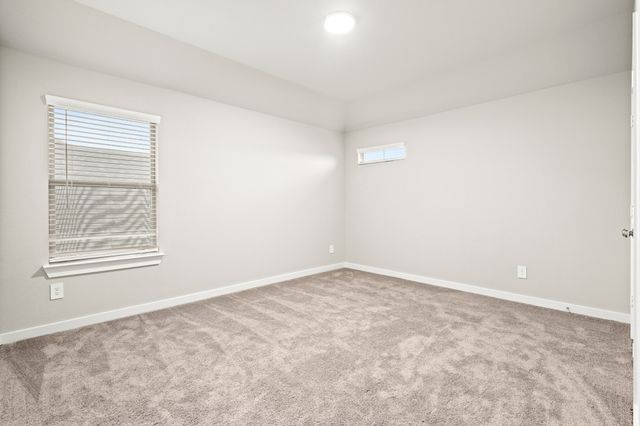 652 Congressional Avenue, Red Oak, TX 75154