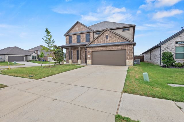 652 Congressional Avenue, Red Oak, TX 75154