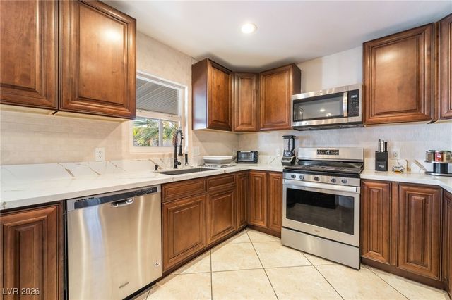 2419 Vegas Valley Drive, Las Vegas, NV 89121