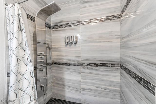 2419 Vegas Valley Drive, Las Vegas, NV 89121