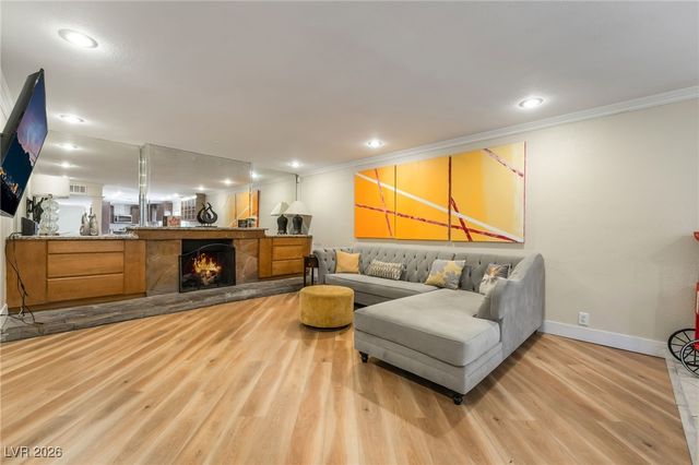 2419 Vegas Valley Drive, Las Vegas, NV 89121