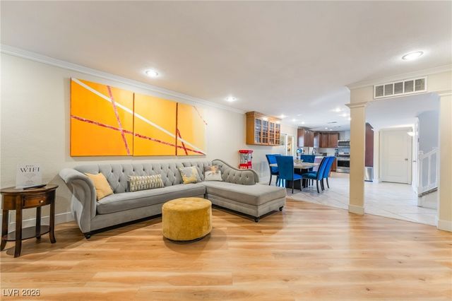 2419 Vegas Valley Drive, Las Vegas, NV 89121