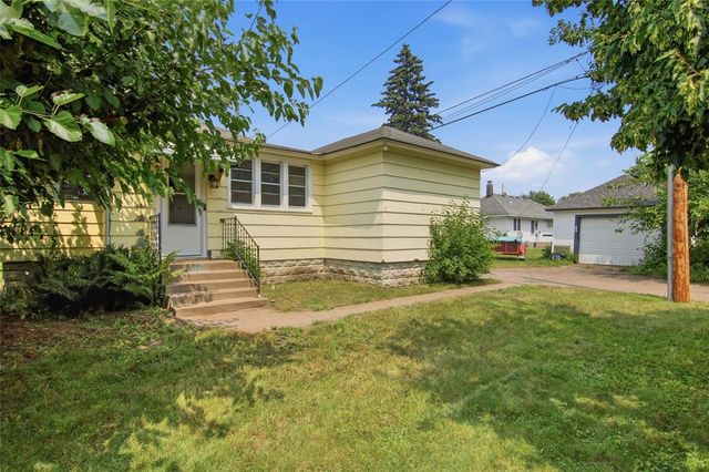 1113 Belmont Avenue, Eau Claire, WI 54701