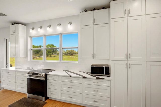 10080 WAUCHULA ROAD, Myakka City, FL 34251