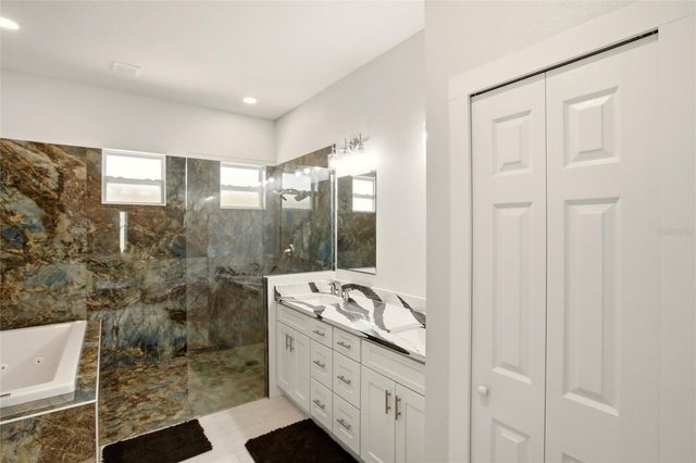 10080 WAUCHULA ROAD, Myakka City, FL 34251