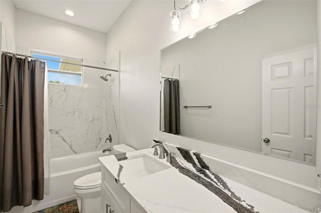 10080 WAUCHULA ROAD, Myakka City, FL 34251