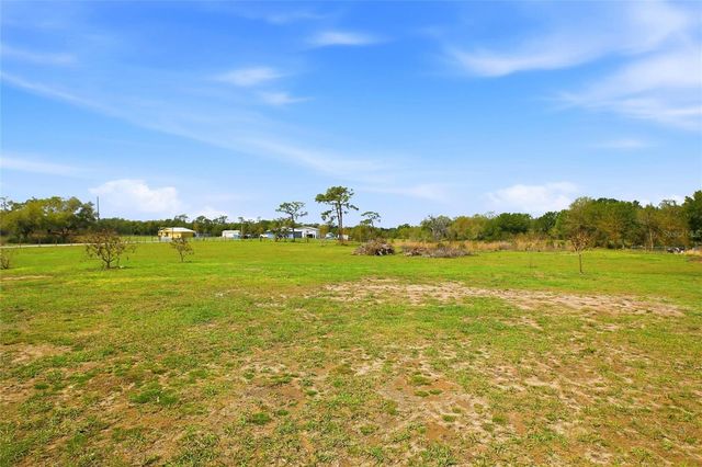 10080 WAUCHULA ROAD, Myakka City, FL 34251